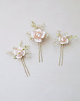 Accessori romantici con rose per uno stile sposa classico o boho chic.