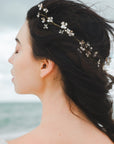 Coroncina madreperla per capelli, l’accessorio perfetto per una sposa elegante.