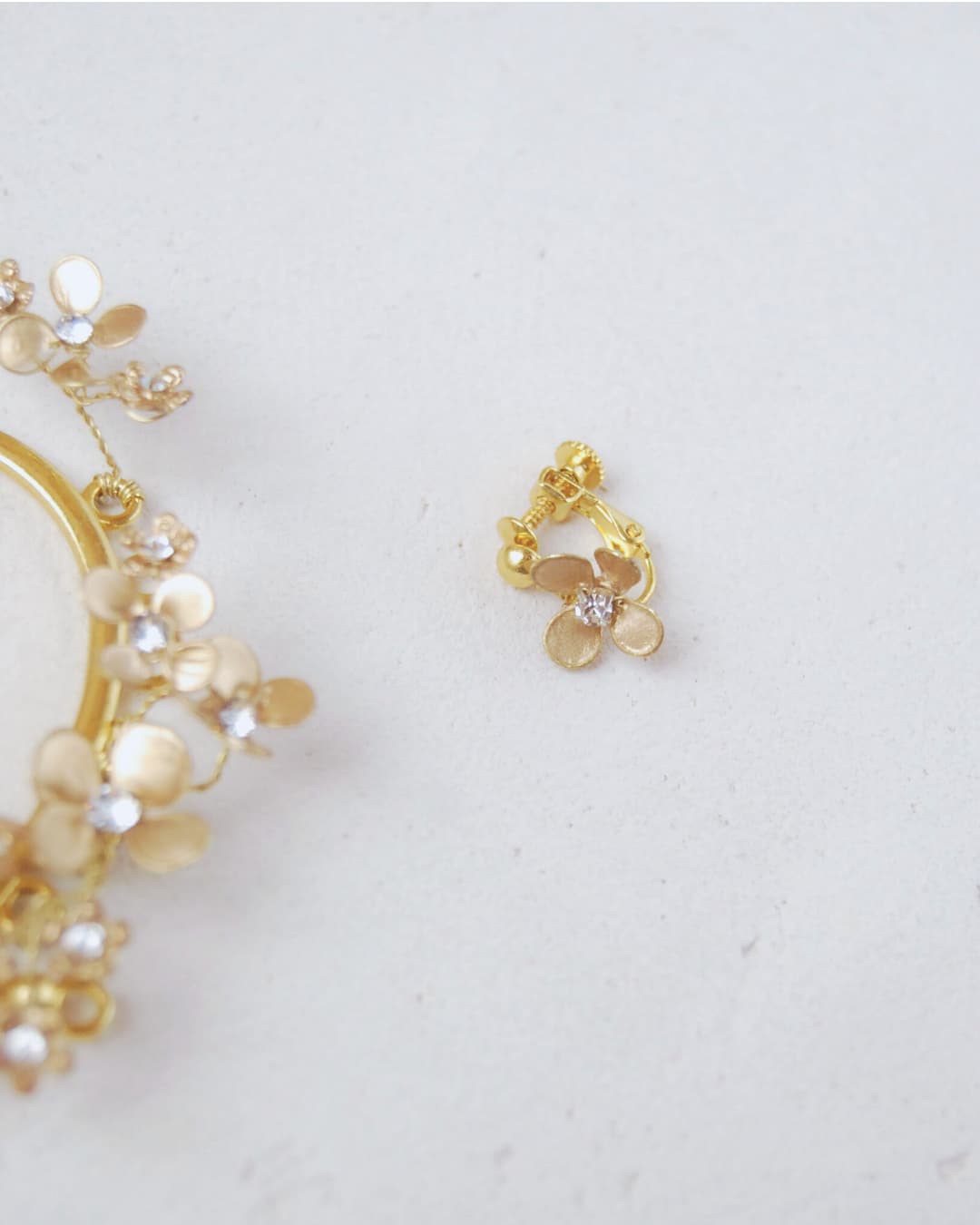 L'esclusivo ear cuff Aurum per spose senza lobi forati