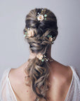 Forcine romantiche e leggere per arricchire il tuo look nuziale con stile unico.