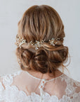 Set glamour da 3 forcine con fiori brillanti per illuminare l’acconciatura nuziale.