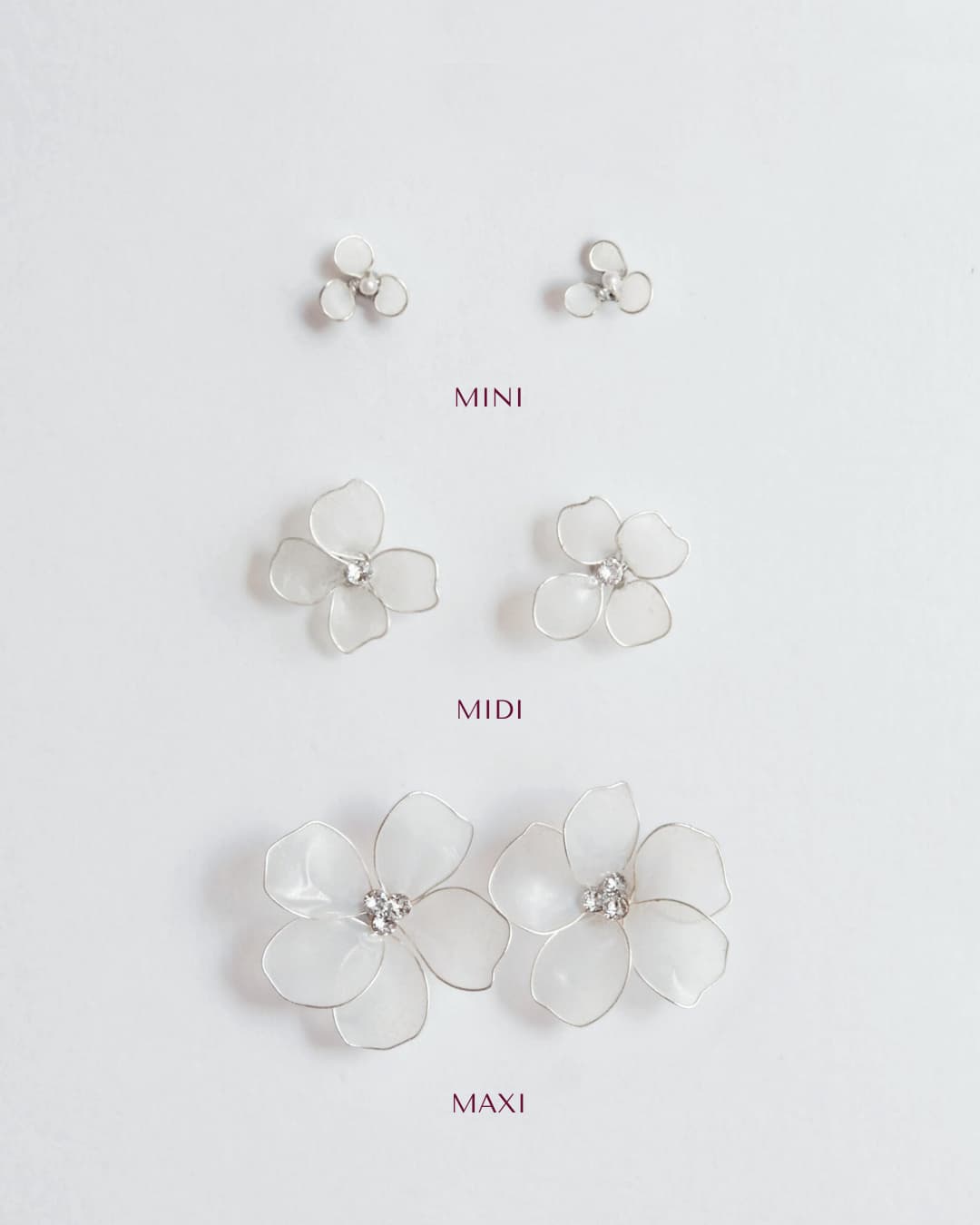 Le tre dimensioni degli orecchini Frostalia Elibre a confronto