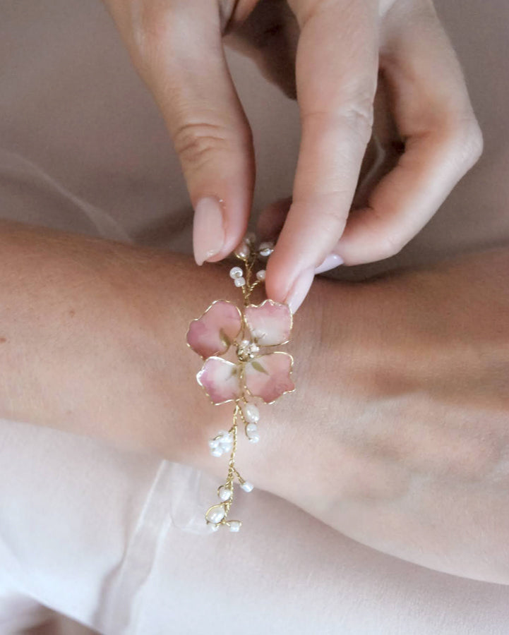 Bracciale Soliflora con fiore singolo artigianale per sposa e damigelle