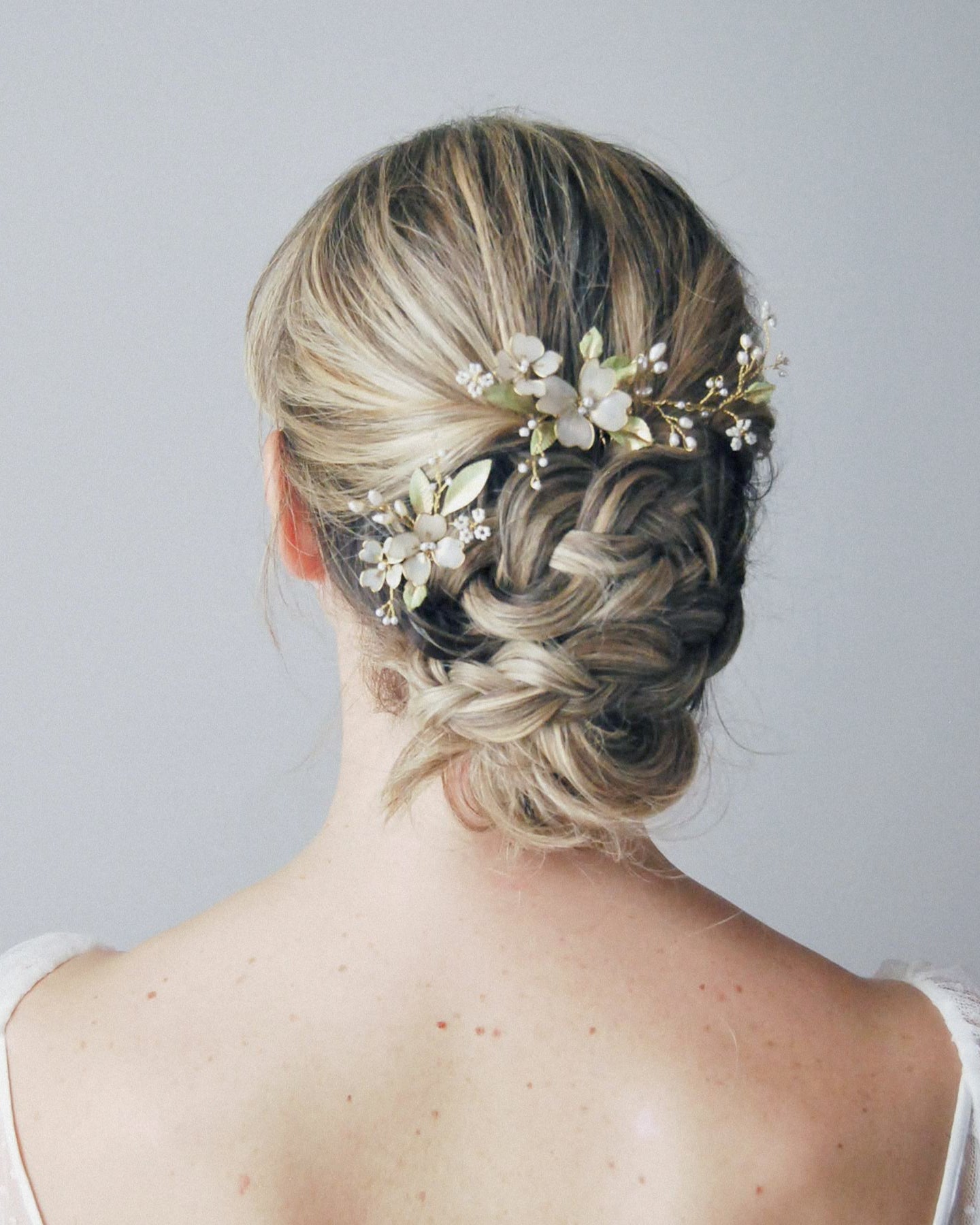 Set 5 Fermagli Capelli Sposa In Oro - Con Fiori Dorati E Nappa Tradizionale