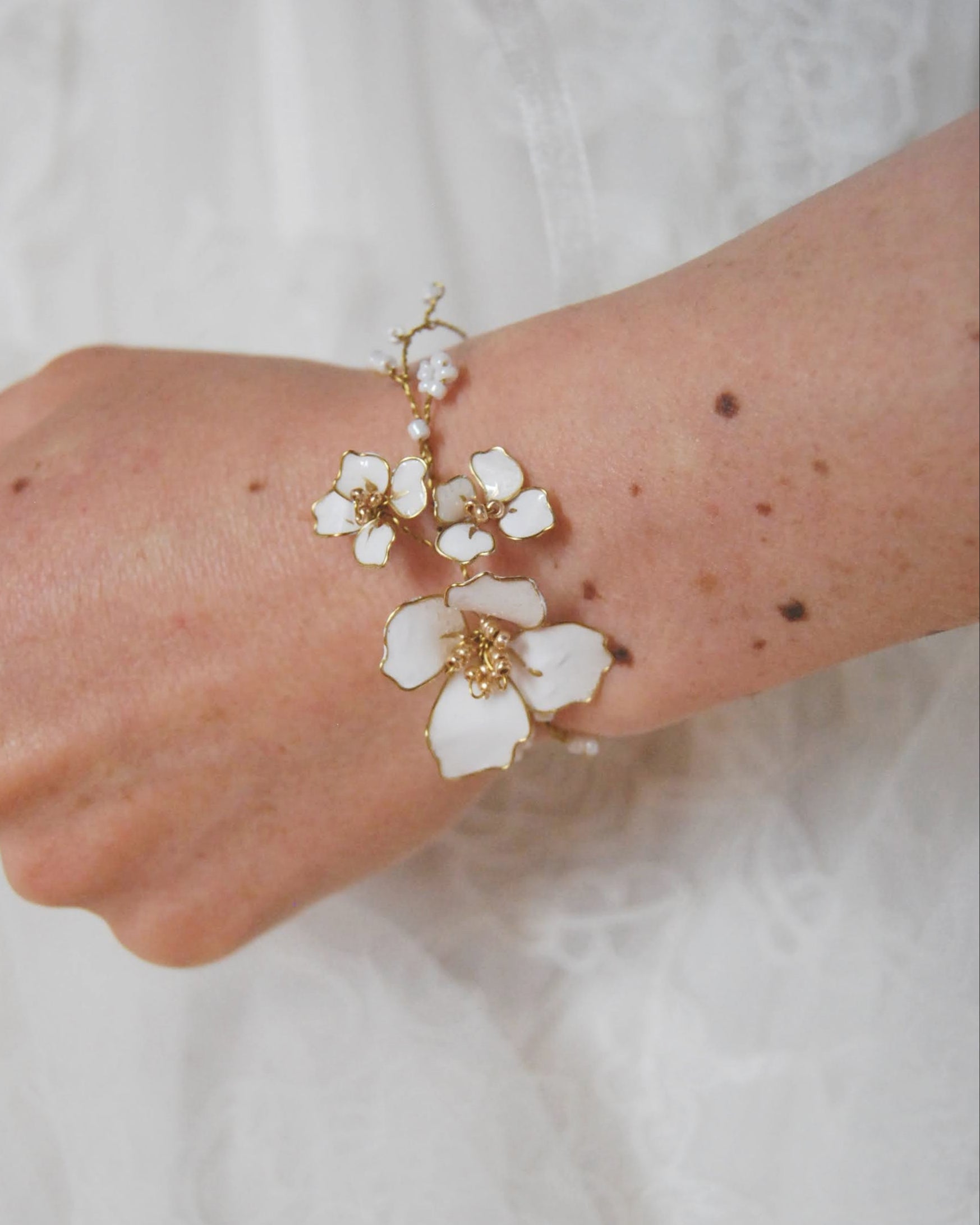 White flower bracelet
