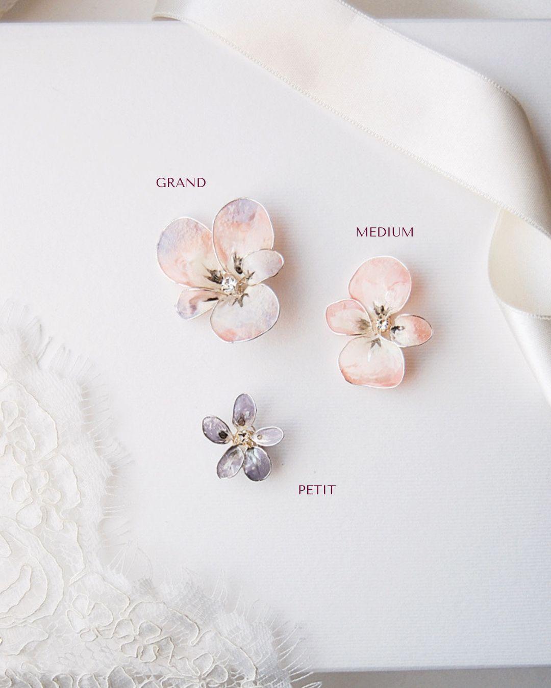 Accessori con fiori per capelli sposa e damigelle, perfetta idea regalo cerimonia