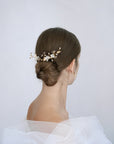 Moonflower and buds hairpiece
