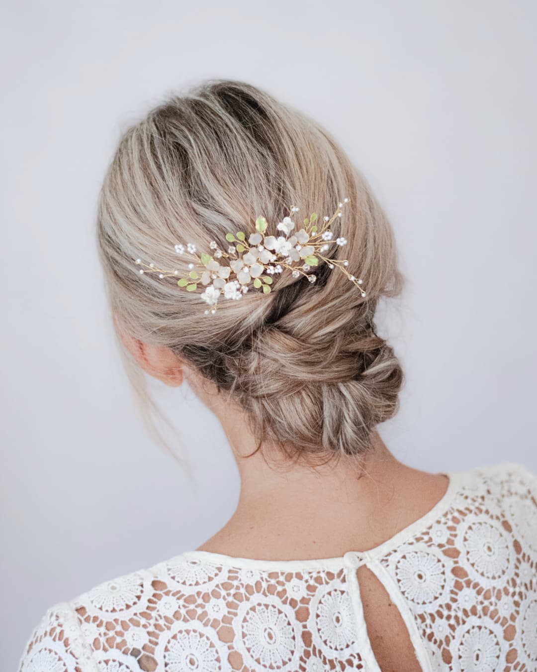 Incanto: pettine modellabile per un look sposa romantico, leggero e distintivo.