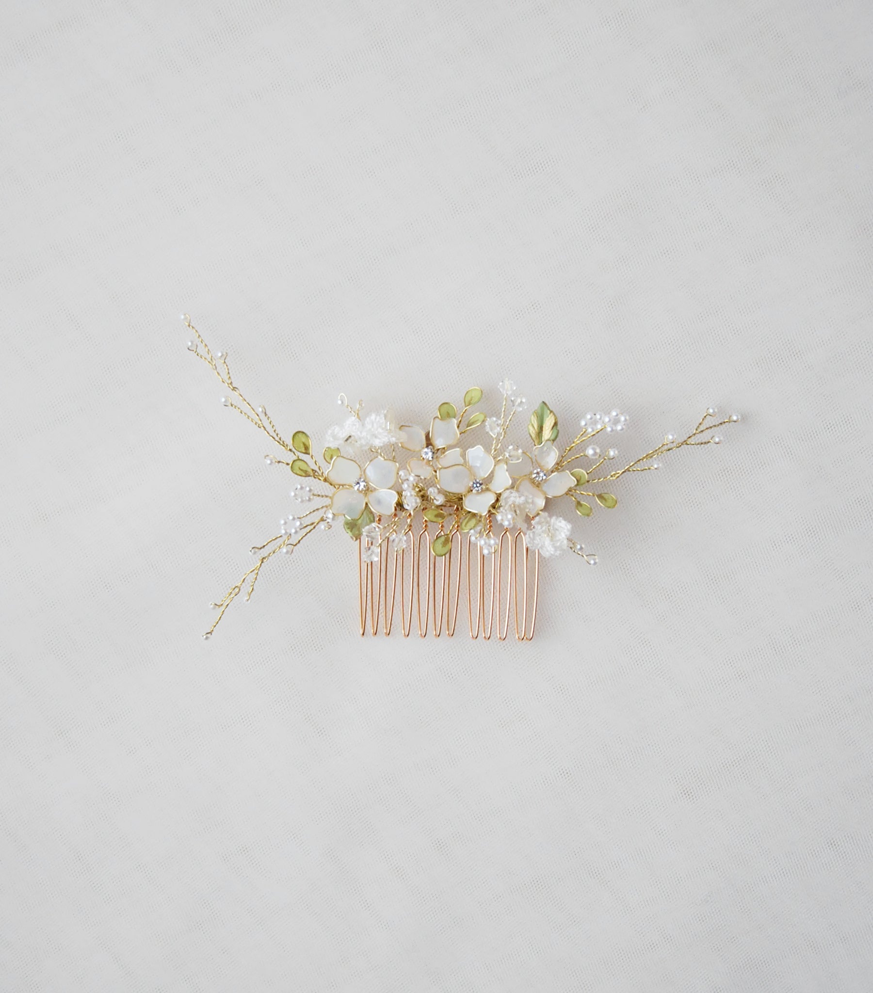Enchanted flower comb