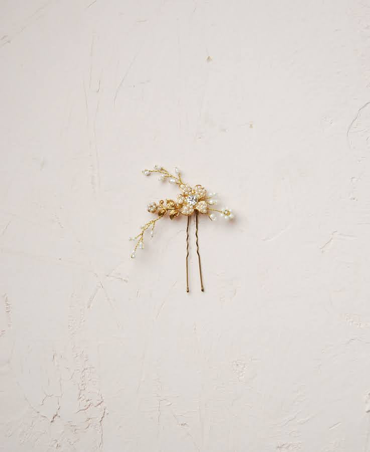 Small flower hairpin
