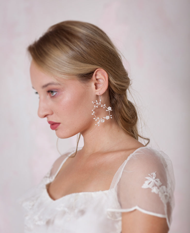 Bridal frshwater pearl hoop earrings | Elibre handmade