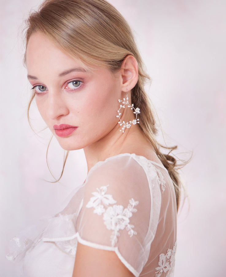 Vine pearl pendant earrings | Elibre handmade