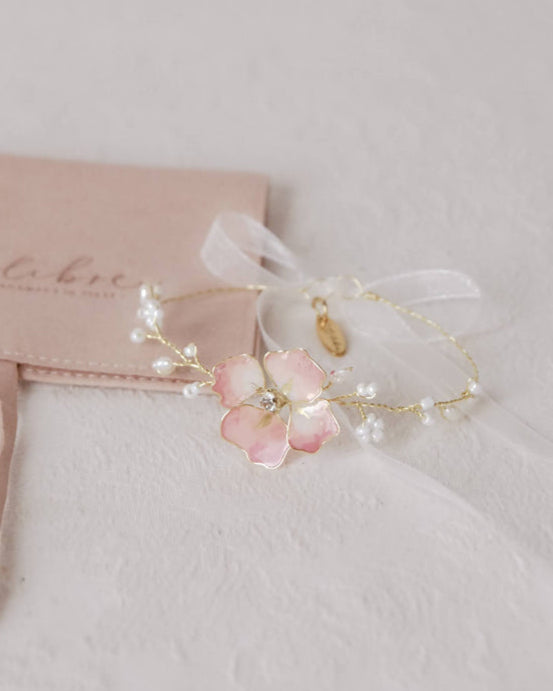 pearl flower jewelry in pink
