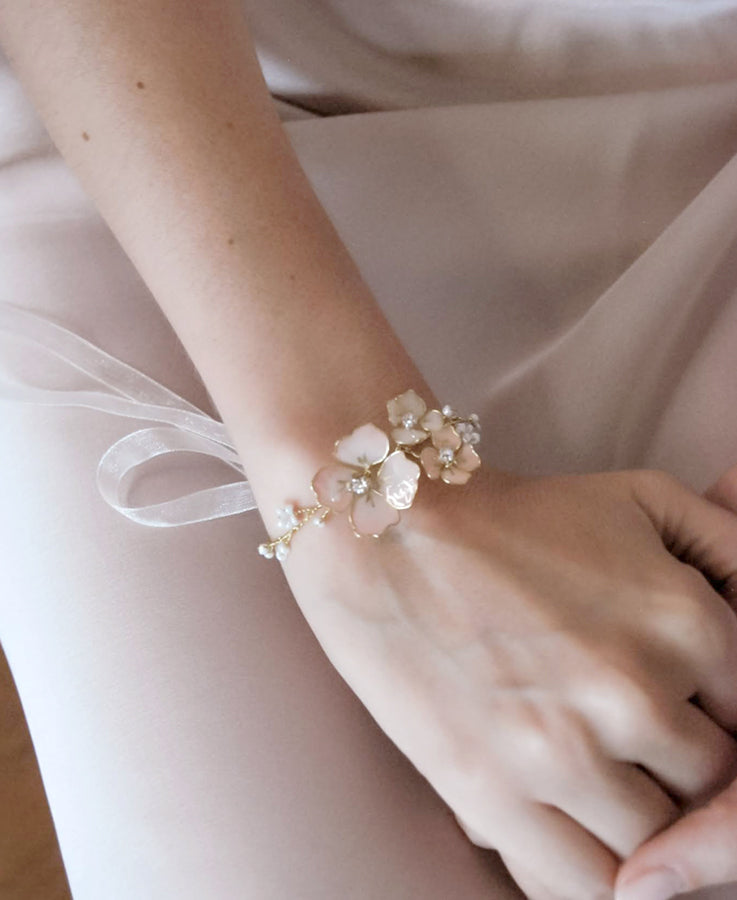 floral elegant pink bracelet