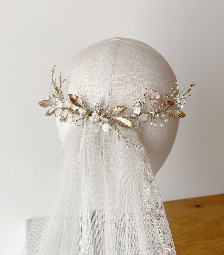Heart flowers gold headpiece