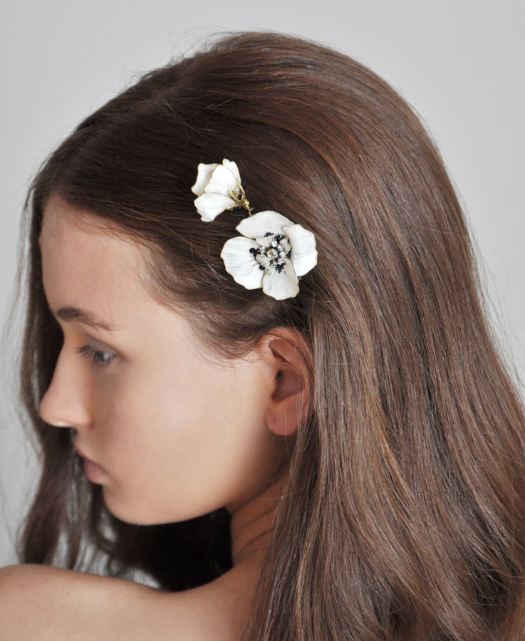 white flower hair jewelry